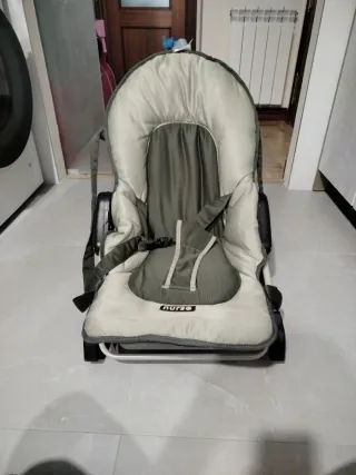 Silla mecedora bebé Nurse con música