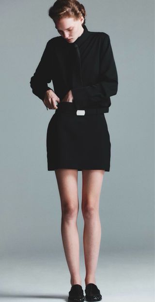 Falda H&M negra con cinturón talla M