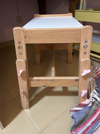 Escritorio y silla madera blanco altura regulable