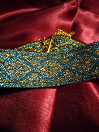 Choker tessuto jacquard oro e bluette