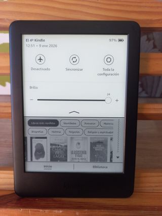 KINDLE 10ª GENERACIÓN + FUNDA + CARGADOR