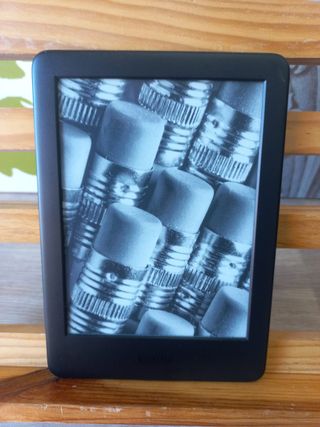 KINDLE 10ª GENERACIÓN + FUNDA + CARGADOR