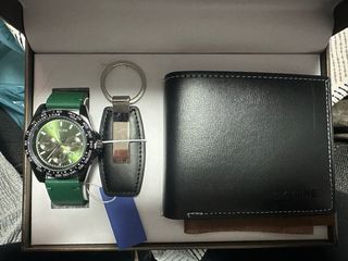Conjunto SKYLINE: Reloj y Cartera