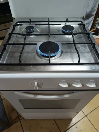 Cocina con horno todo a gas