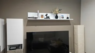 Estantería flotante blanca