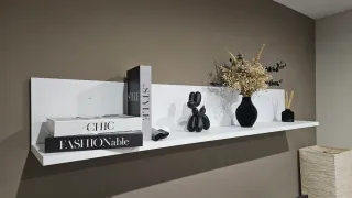 Estantería flotante blanca