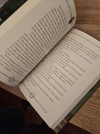 La casa de los espejos/ The House of Mirrors (U...