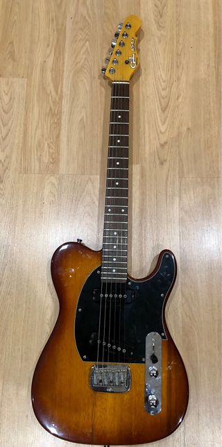 Guitarra Eléctrica G&L ASAT Tribute Sunburst