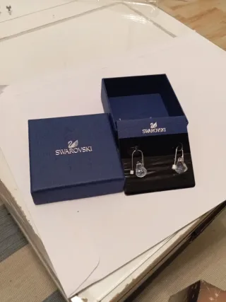 Pendientes Swarovski sin estrenar.