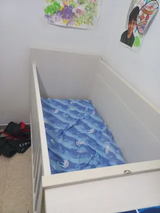 Cuna infantil con cambiador