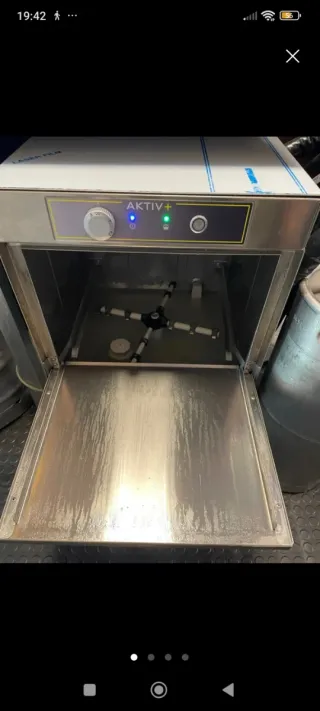 Lavavasos industrial