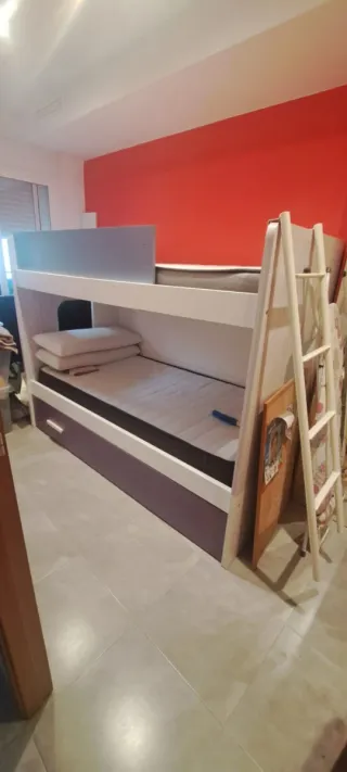 Cama litera con cajón y colchón