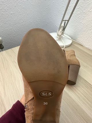 Botines de piel Salsa camel tacón