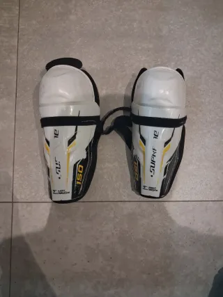 Equipación completa hockey Bauer Niño 10 años.