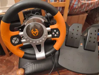 Volante y Pedales PS4