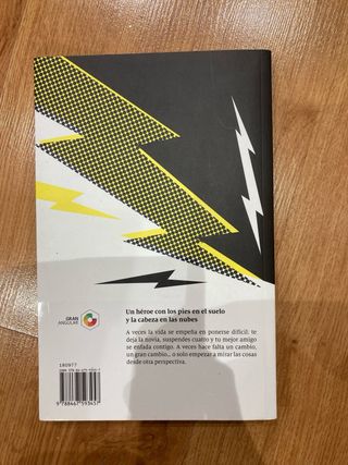 Nunca seré tu héroe (Spanish Edition)