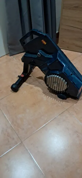 Rodillo interactivo de entrenamiento bicicleta