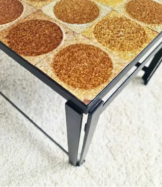 Mesa auxiliar de cerámica. Vintage, 70s.