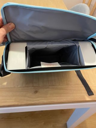 Trona / alzador  es para poner encima de una silla