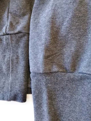 Sudadera Nike Gris con Capucha