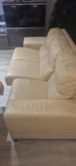 Sofá de piel beige 216x88cm