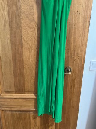 Vestido verde tirantes largo