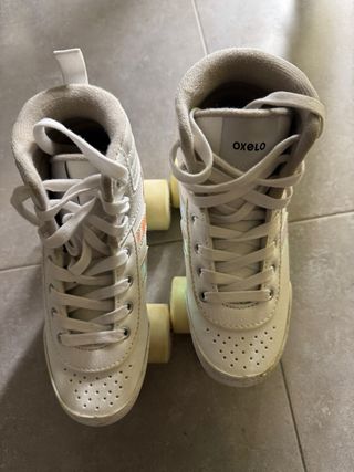Patines de 4 ruedas blancos