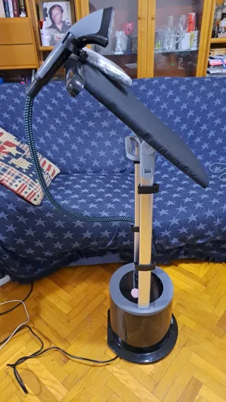 Centro de Planchado Vertical