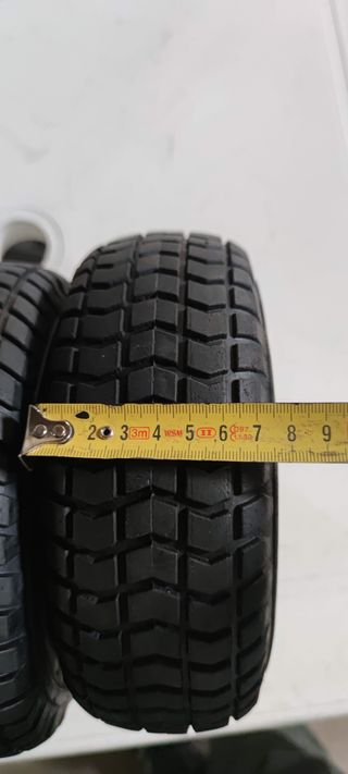 Ruedas neumáticas 9x3.50-4 con llanta Lote de 2