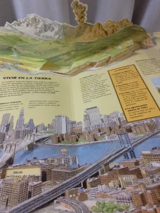 Viaje Alrededor de La Tierra (Spanish Edition).