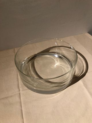 Ciotola rotonda in vetro trasparente