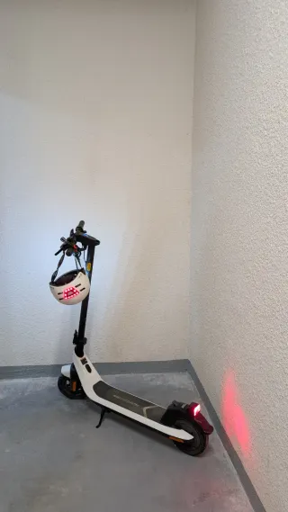 Patinete Eléctrico NIU KQi2 Pro Blanco