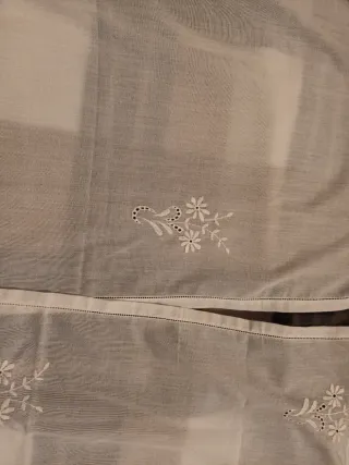 Coppia Tende Cotone Ricamate