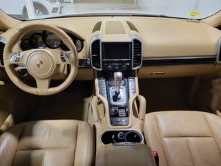 Porsche Cayenne 2012