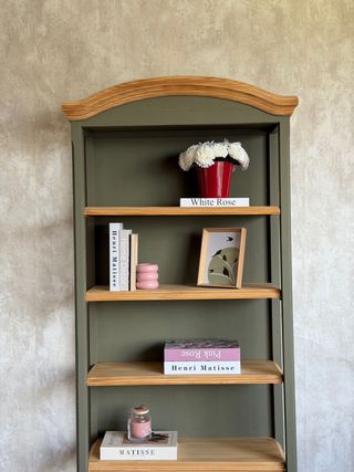 Estantería de madera