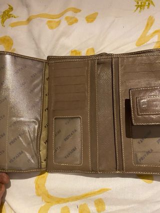 Lote Cartera Mujer y álbum CD s