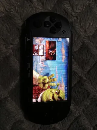 PSP street completa con accesorios