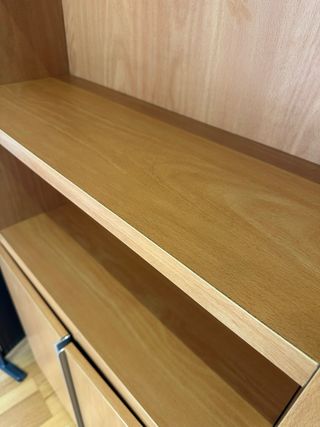 Estantería de madera para oficina