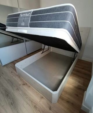 Canapés a ribalta con materassi