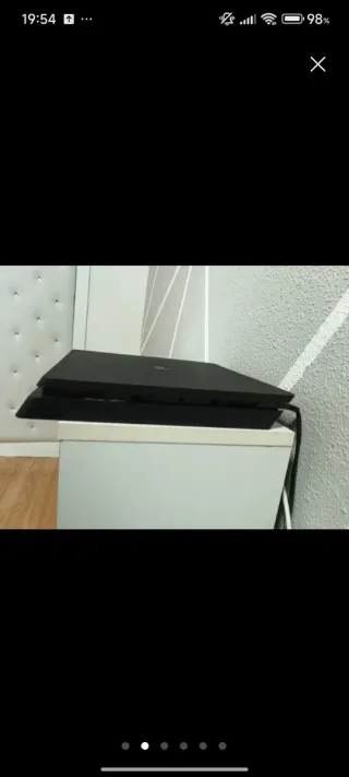 SE VENDE PS4 NO NEGOCIABLE TMB SE CAMBIA X IPHONE!