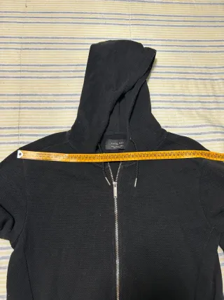 Chaqueta Zara Negra con Cremallera