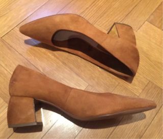 STRADIVARIUS zapatos de tacón medio