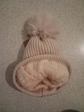 GORRO LANA NUEVO SIN ESTRENAR CON SU ETIQUETA!!!!!