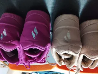 Lote 3 pares Skechers Talla 40