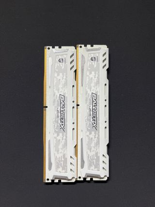 Crucial Ballistix DDR4-2400 CL16 8GB (2x4GB)