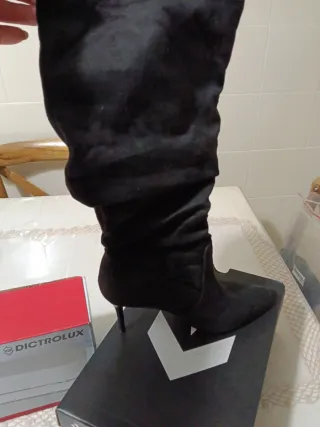 Stivale donna nero tacco alto