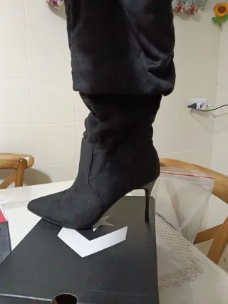 Stivale donna nero tacco alto