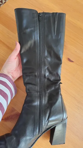 Botas altas negras punta fina