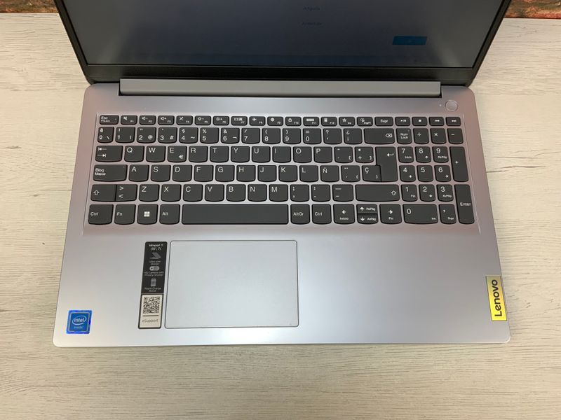 Portátil Lenovo IdeaPad 1 15IGL7 afbeelding 3