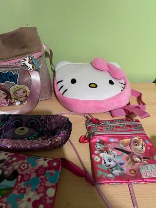 Lote de 5 Bolsos Infantiles y estuches